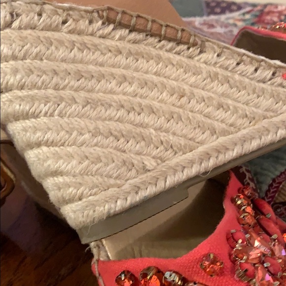 Pink & Creme Cato size 7 Wedges - Picture 8 of 8